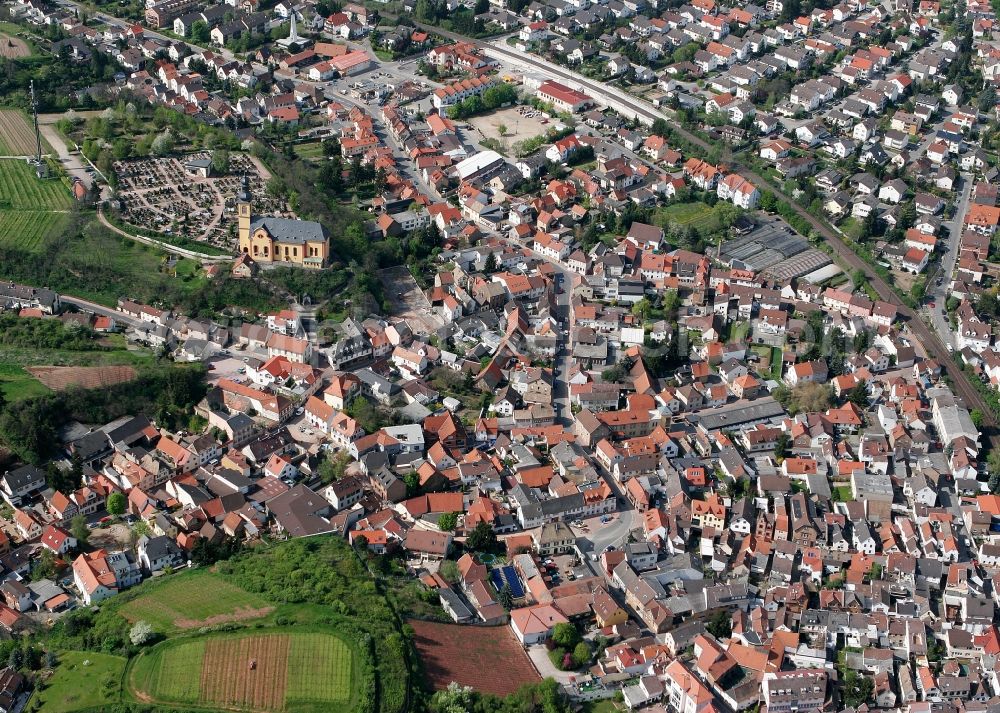 Aerial photograph Nackenheim - Cityview of the Nackenheim in the state of Rhineland-Palatinate