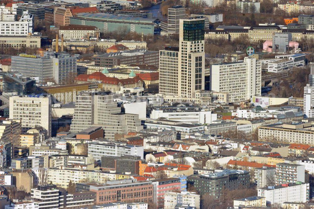 Aerial image Berlin - Stadtansicht mit dem neu errichteten Hochhaus Zoofenster in der City West in Charlottenburg am Bahnhof ZOO. Das die Skyline West wie das Europacenter prägende Hochhausprojekt mit 118 Meter Höhe wird neben Einzelhandelsläden in den unteren Geschossen hauptsächlich ein Hotel der Marke Waldorf-Astoria beherbergen und soll Ende 2011 durch die ALPINE Bau fertiggestellt werden. City view with the newly constructed high-rise Zoofenster in the City West train station Charlottenburg ZOO.