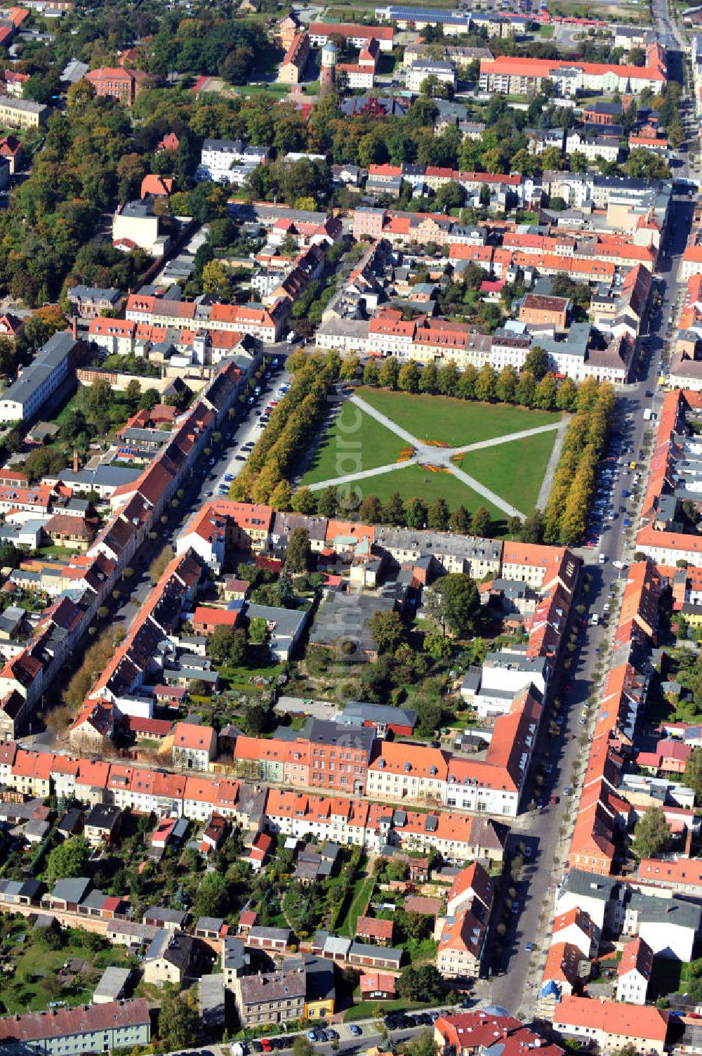 Aerial image Neuruppin - Stadtansicht der Fontane - Stadt Neuruppin in Brandenburg. Neuruppin ist die Kreisstadt des brandenburgischen Landkreises Ostprignitz-Ruppin. Zum Gedenken an den in Neuruppin geborenen Dichter Theodor Fontane trägt die Stadt den Beinamen Fontanestadt. City view of Neuruppin. The poet Theodor Fontane was born in Neuruppin, so it is called Fontanestadt Neuruppin.