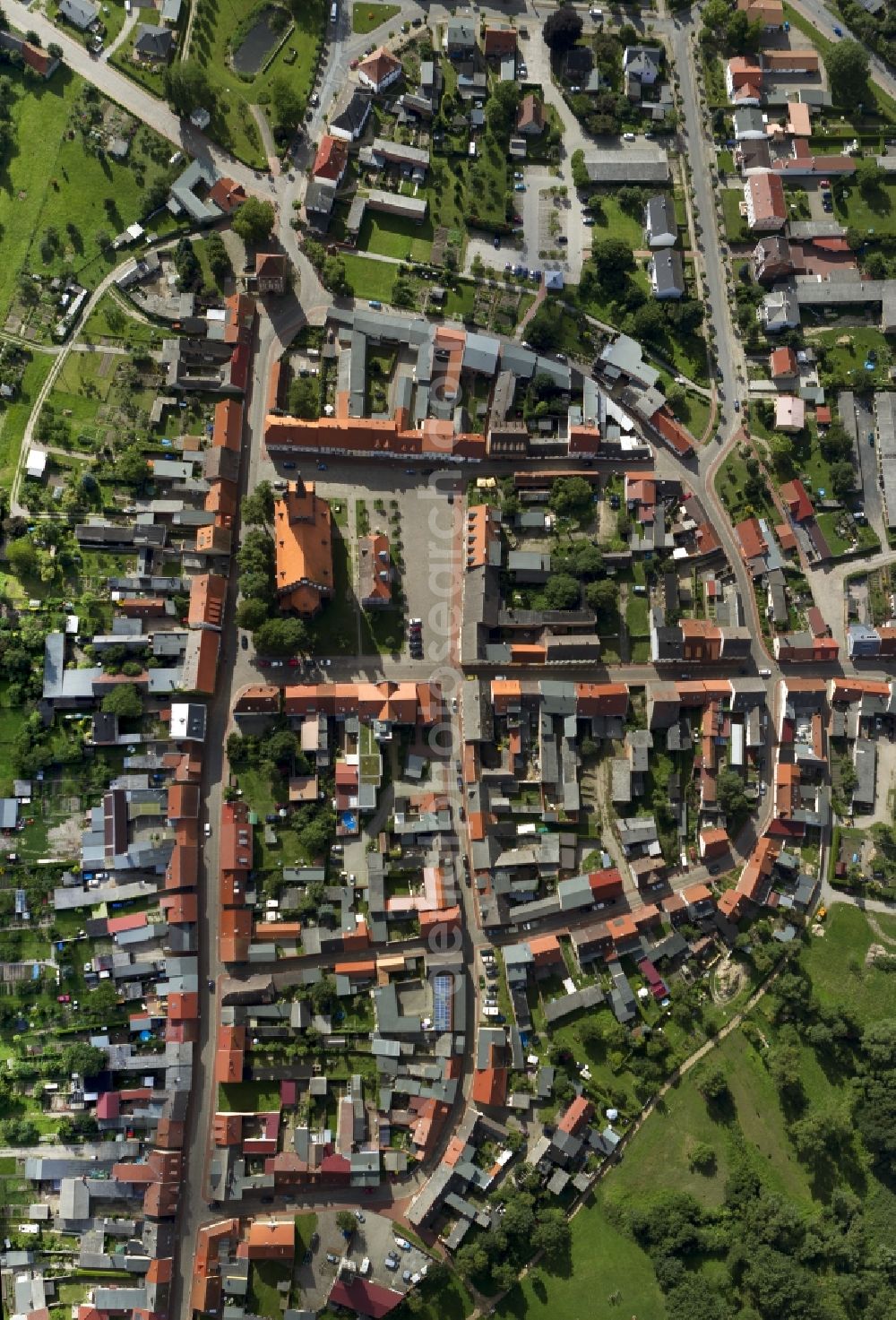 Usedom from the bird's eye view: City view from the town center with the St. Mary's Church, brick church on the market of Usedom in Mecklenburg-Western Pomerania