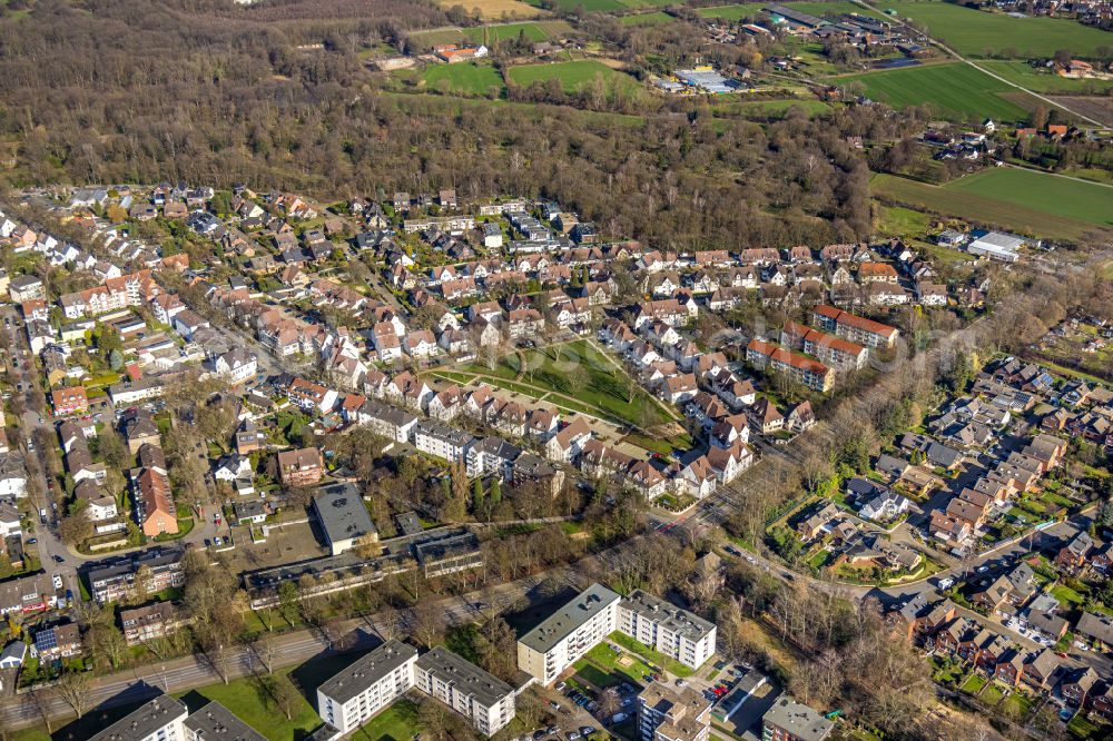 Gelsenkirchen from the bird's eye view: City view in the district Erle in Gelsenkirchen in the Ruhr area in the state North Rhine-Westphalia, Germany