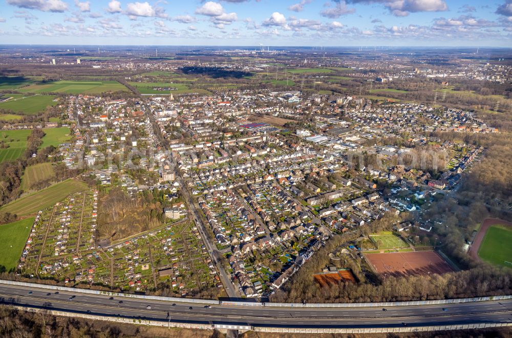 Aerial photograph Gelsenkirchen - City view in the urban area in the district Resse in Gelsenkirchen in the Ruhr area in the state North Rhine-Westphalia, Germany