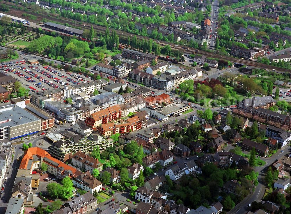 Aerial image Moers - City view from the eastern part of the center of Moers station in North Rhine-Westphalia