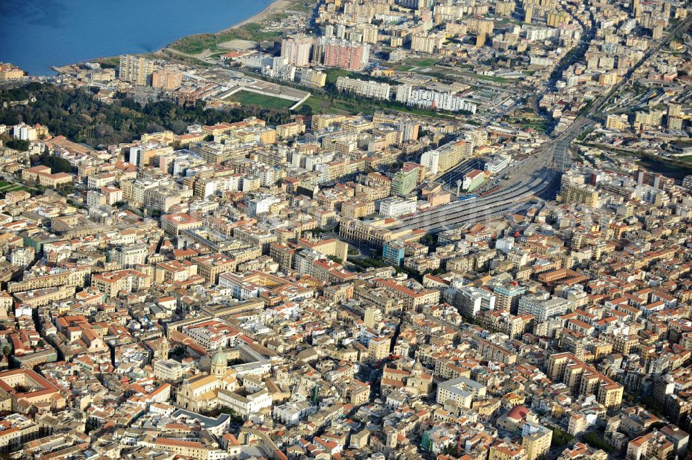 Aerial photograph Palermo Sizilien - View from the Royal Palace district to the Court district and to Palermo Centrale railway station at Sicily in Italy