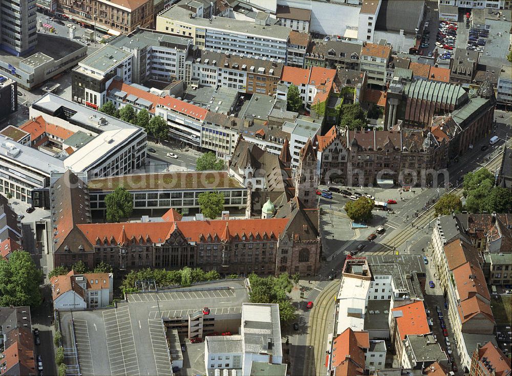 Aerial photograph Saarbrücken - Stadtansicht auf den Altstadtbereich am Rathausplatz und der Johanneskirche. City View at the Old Town area at the Town Hall and St. John's Church.