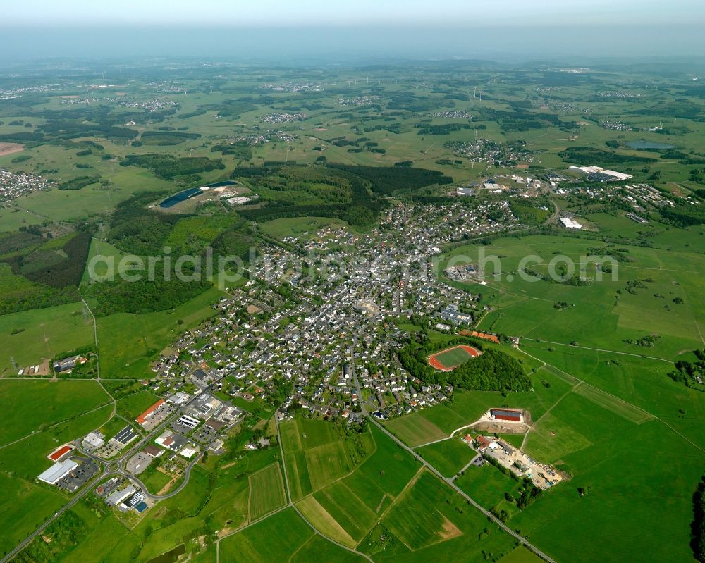 Aerial image Rennerod - View of the town of Rennerod in the state of Rhineland-Palatinate. The town is located in the Westerwald region and county district on federal highway B54. It is surrounded by industrial areas, agricultural fields and meadows