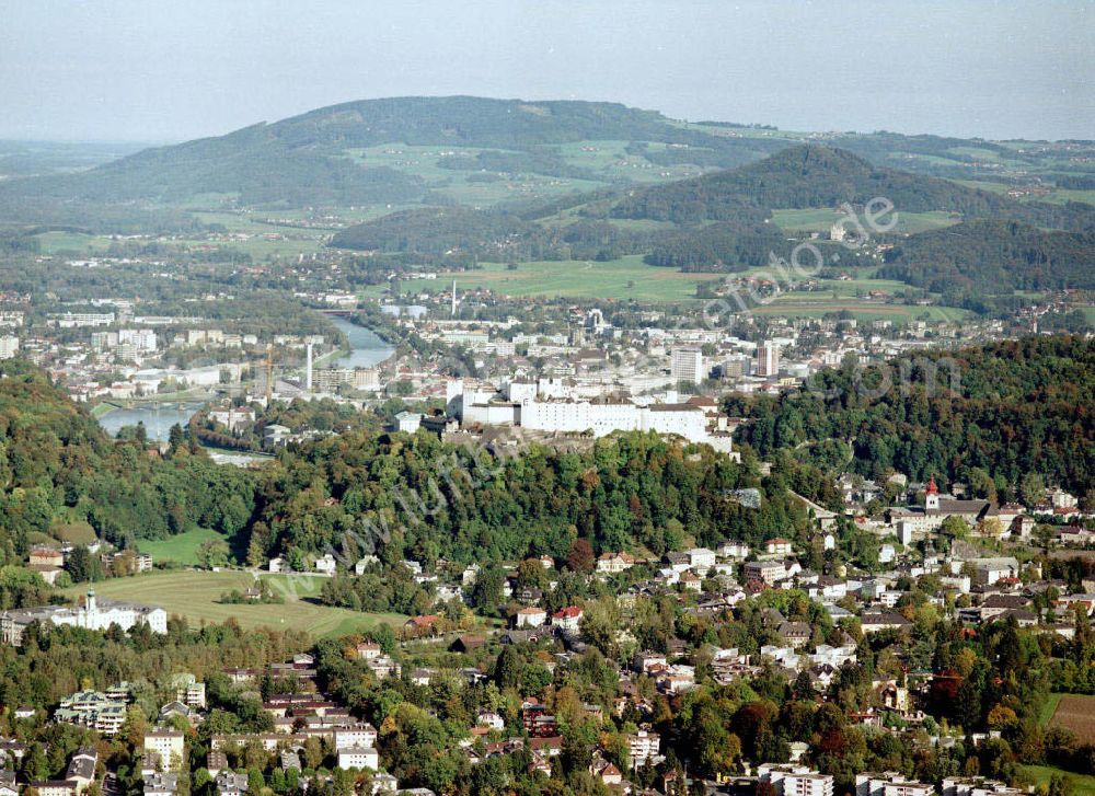 Salzburg from the bird's eye view: Stadtansicht von Salzburg.