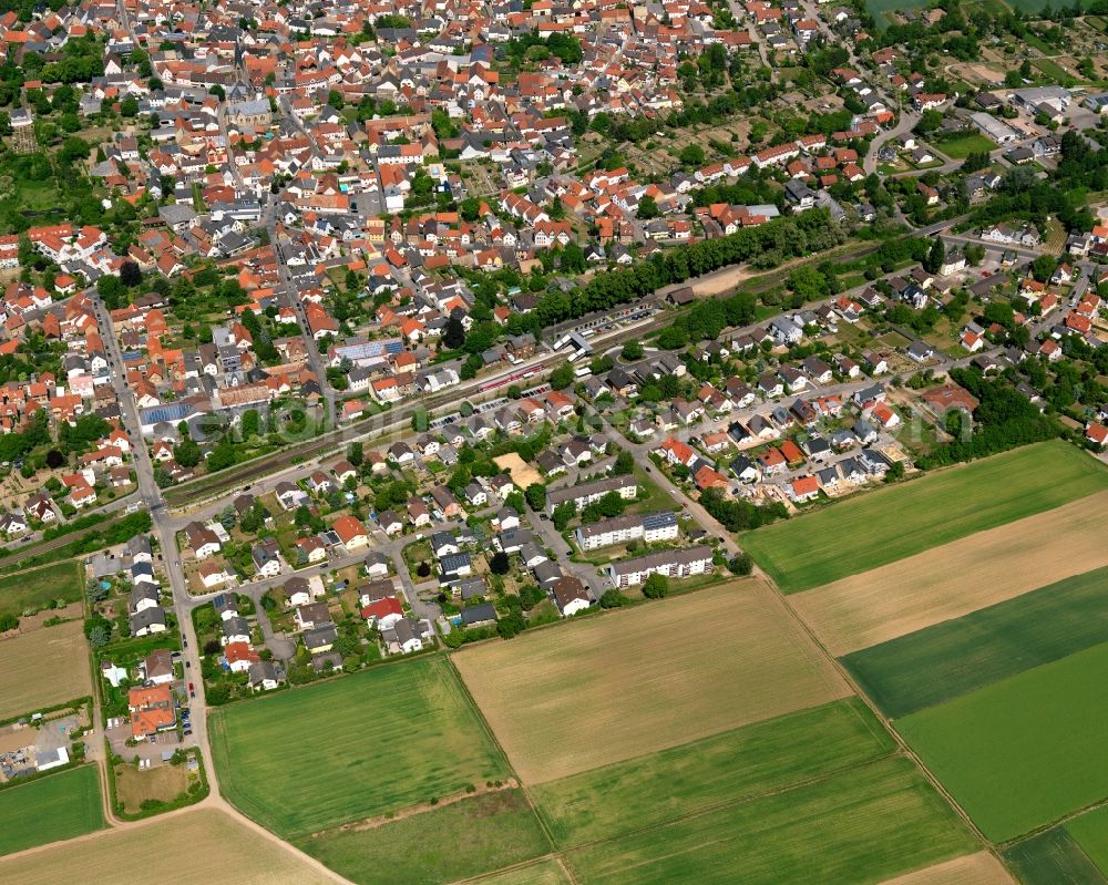 Saulheim, Nieder-Saulheim from above - City view from Saulheim, Nieder-Saulheim in the state Rhineland-Palatinate