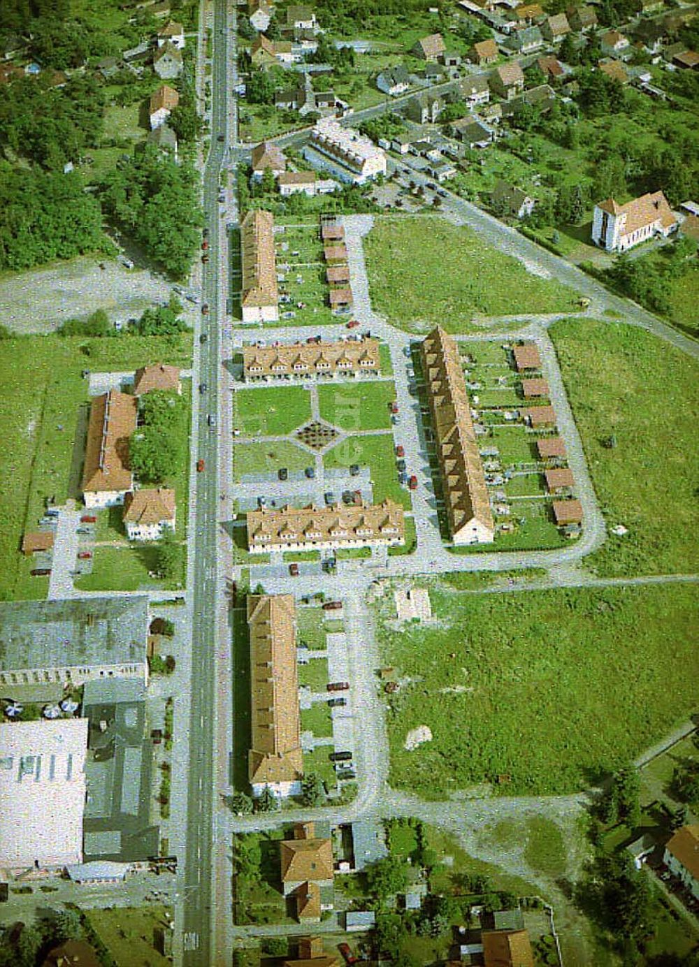 Schwarzheide / Brandenburg from above - Stadtansicht von Schwarzheide