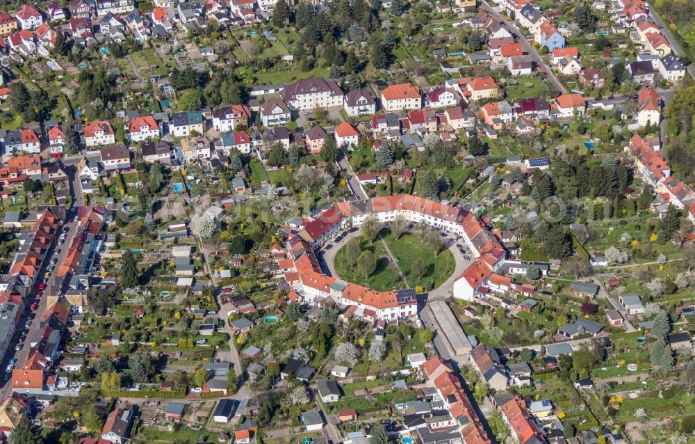 Dessau-Roßlau from the bird's eye view: City view of the city area Siedlung am Achteck of in Dessau-Rosslau in the state Saxony-Anhalt