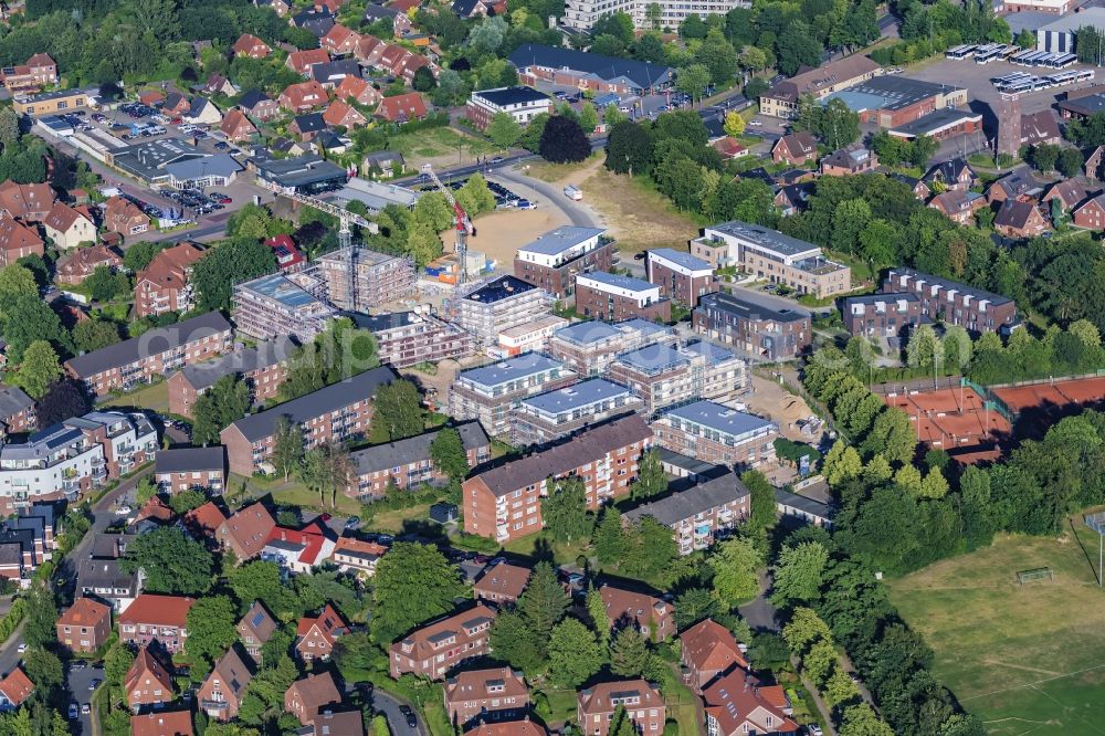 Stade from the bird's eye view: City view of the Campe district with the new development area on the fairground in Stade in the state Lower Saxony, Germany