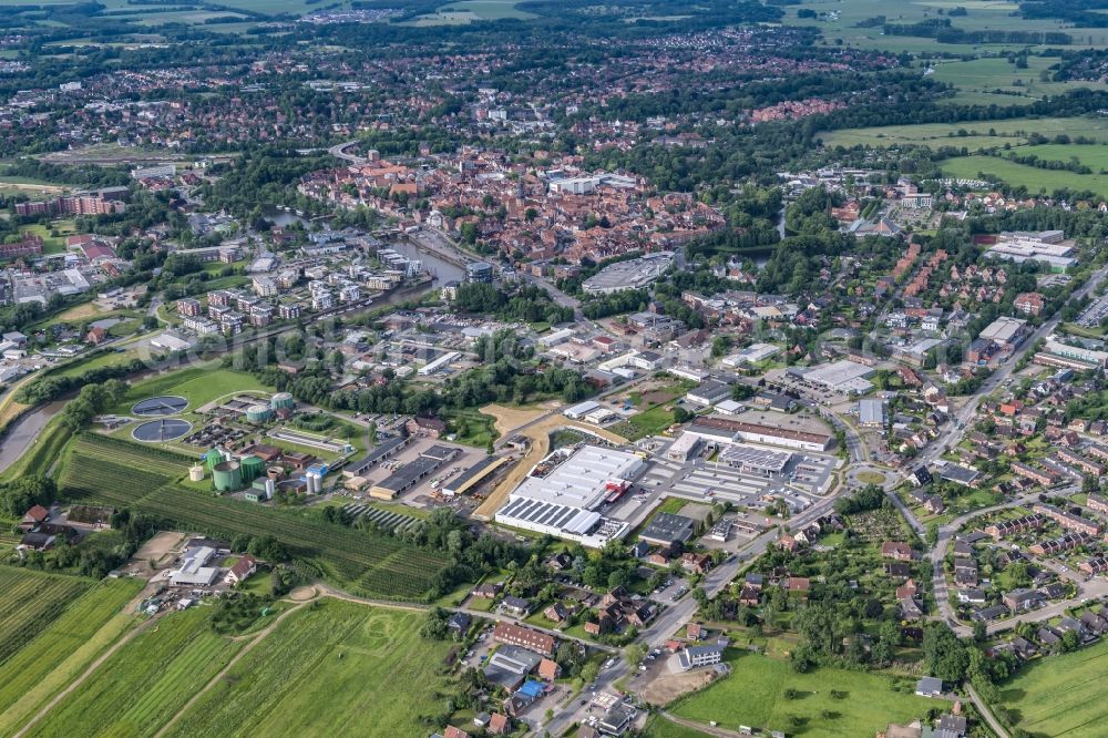 Aerial photograph Stade - Cityscape of the district Harschenfleth in Stade in the state Lower Saxony, Germany