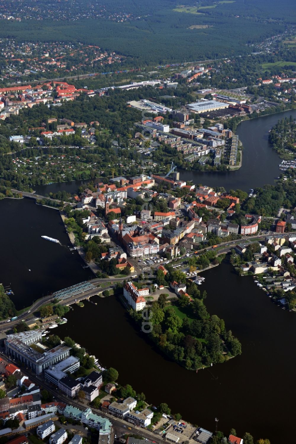 Berlin Köpenick from the bird's eye view: City view from the Köpenick area in the historic center along the banks of the Dahme in Berlin