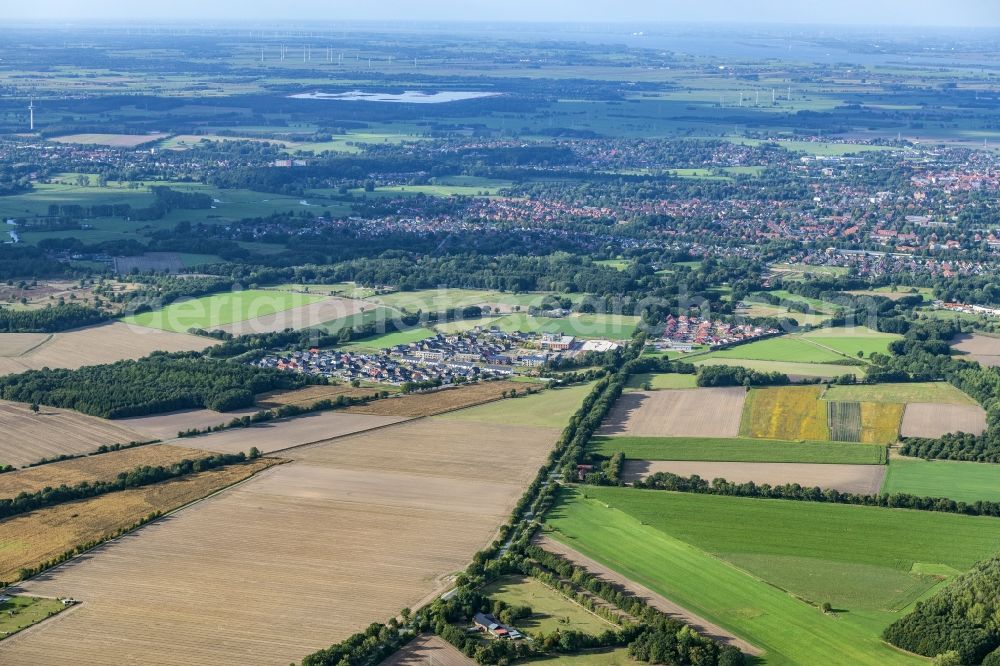 Aerial image Stade - City view of the district Riensfoerde and Heidesiedlung in Stade in the state Lower Saxony, Germany