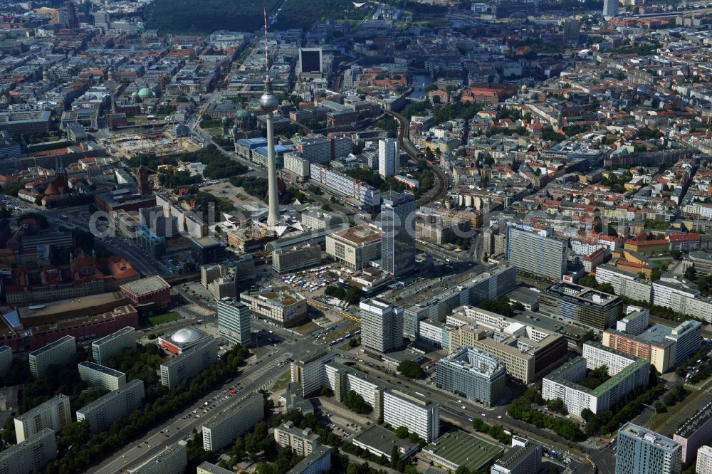 Berlin Mitte from the bird's eye view: City view from the town center east at Alexanderplatz in Mitte district of Berlin