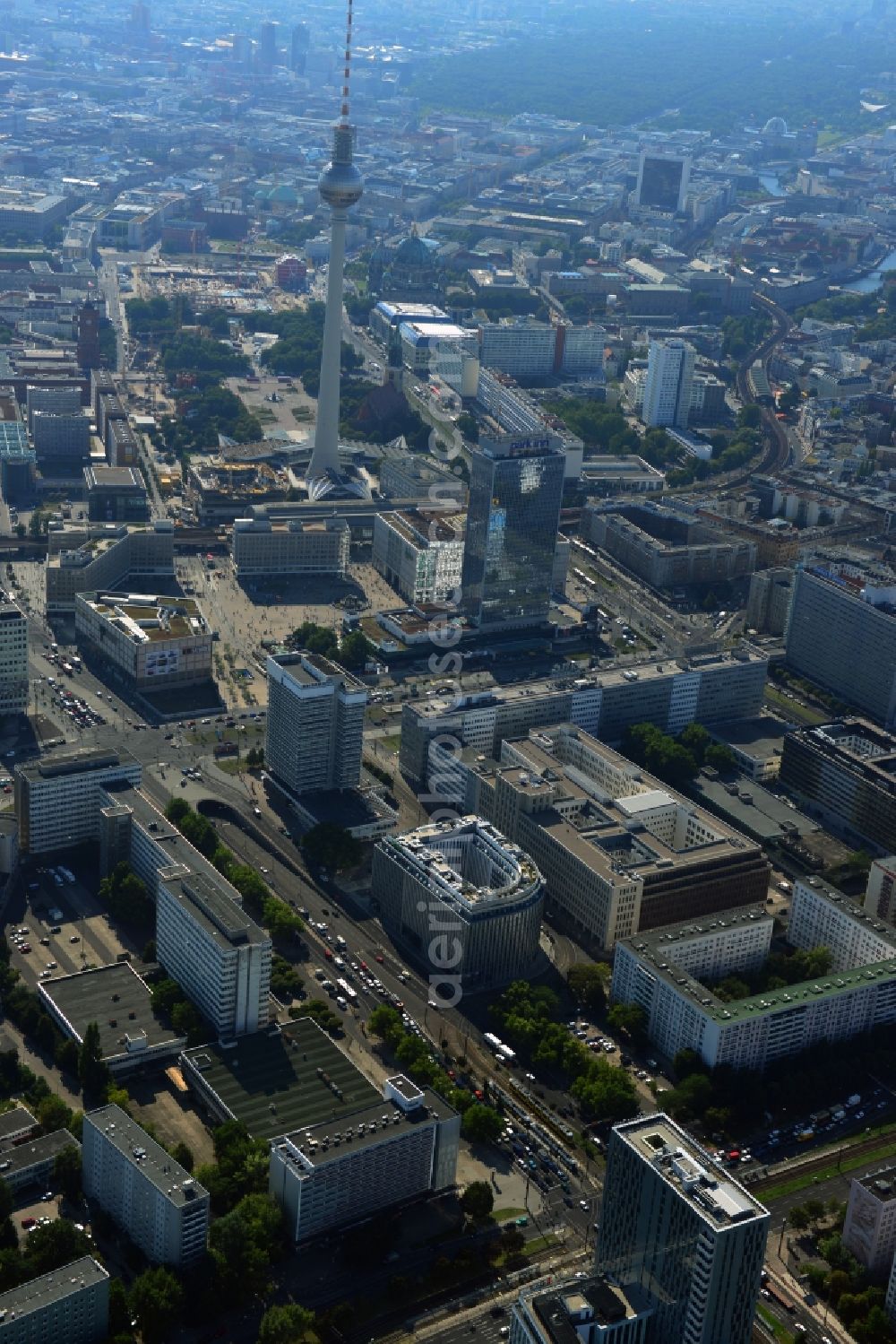 Aerial photograph Berlin - City view from the town center east at Alexanderplatz in Mitte district of Berlin