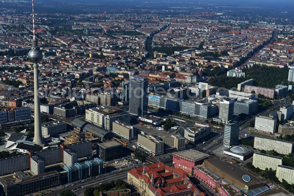 Aerial photograph Berlin - City view from the town center on the East Berlin TV tower in the Mitte district of Berlin