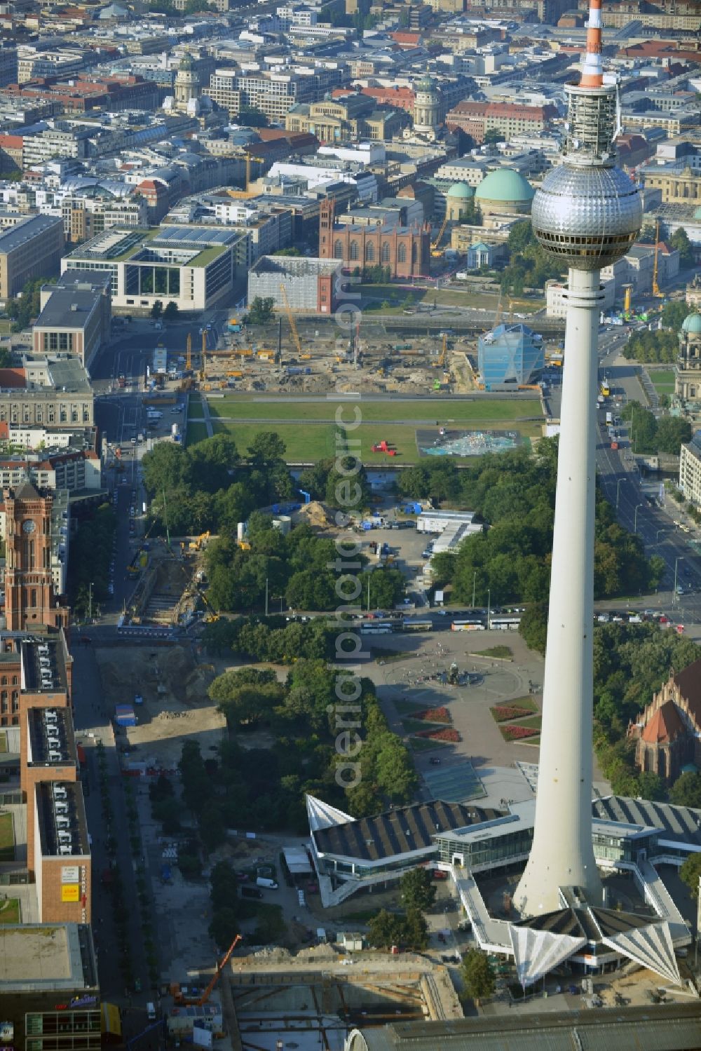 Aerial image Berlin - City view from the center of the federal capital of East Berlin. See also the Construction site at the new construction of the residential and commercial building Alea 101 at Alexanderplatz in the district Mitte in Berlin