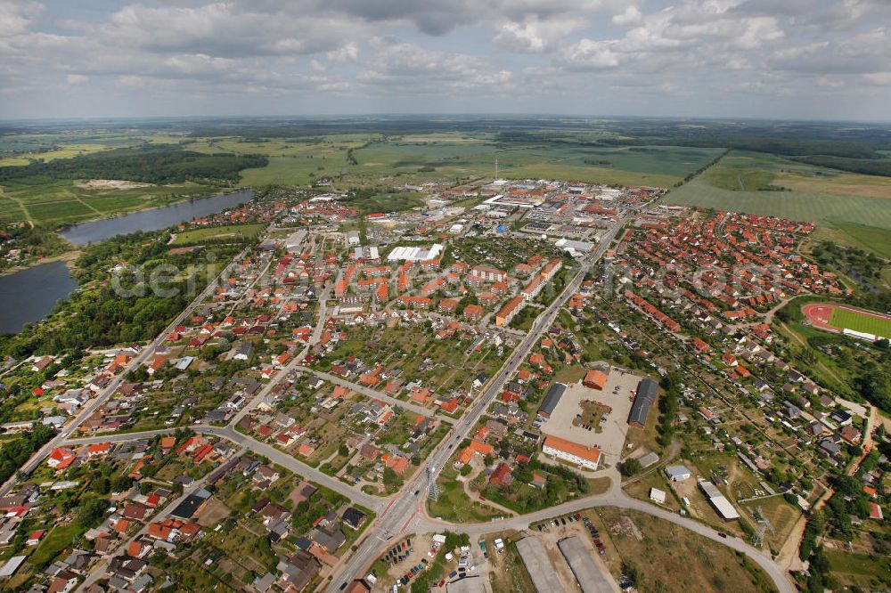 Aerial photograph Waren / Müritz - Stadtansicht vom Stadtzentrum und der Warener Altstadt an der Marina zur Müritz in Mecklenburg-Vorpommern. City view from the city center and the old town Waren.