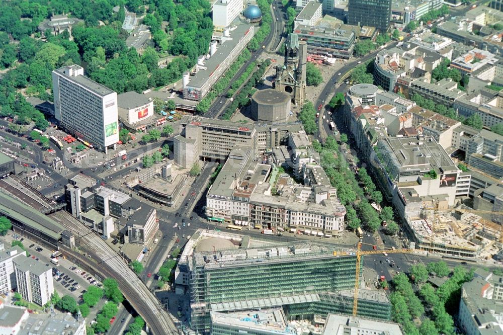 Aerial image Berlin - View Cityscape from the city center in the Charlottenburg district of western Berlin