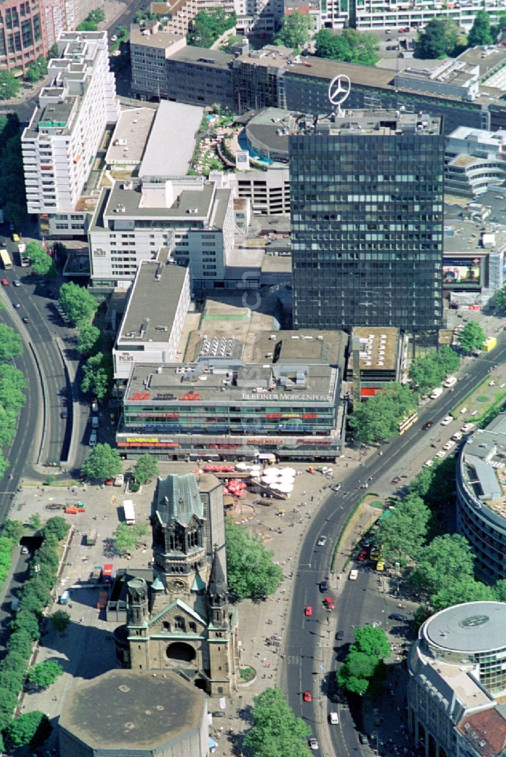 Aerial image Berlin - View Cityscape from the city center in the Charlottenburg district of western Berlin