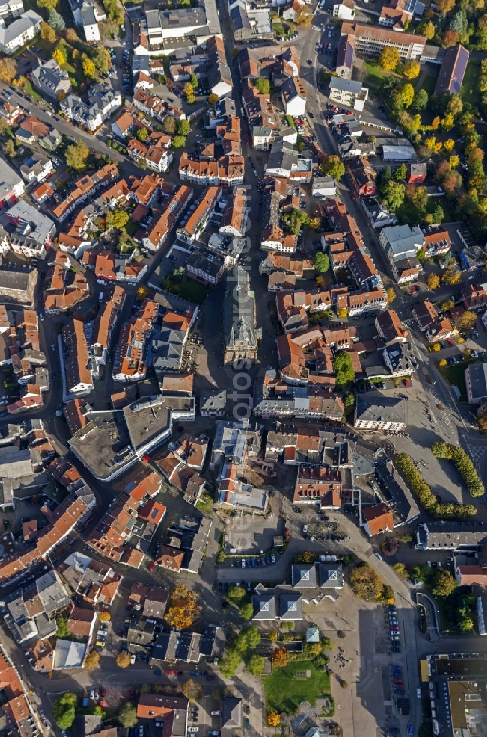 Aerial image Sankt Wendel - City view of the city center with the church Wendalinusbasilika - Sankt Wendel in Saarland