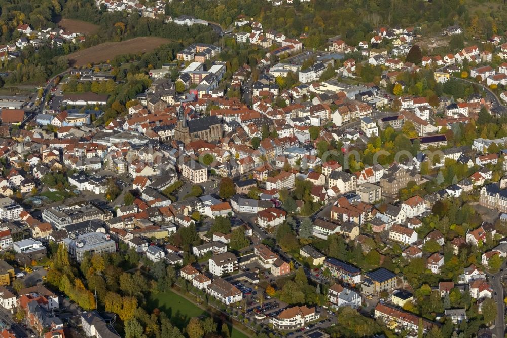 Aerial photograph Sankt Wendel - City view of the city center with the church Wendalinusbasilika - Sankt Wendel in Saarland