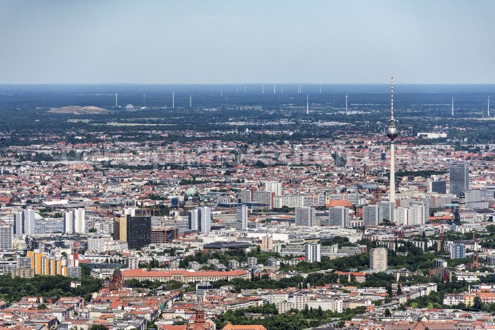 Aerial photograph Berlin - District Tempelhof, Kreuzberg and Stadtmitte in the city in Berlin, Germany