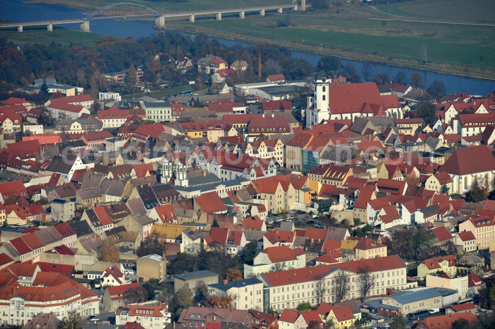 Aerial photograph Torgau - Stadtansicht von Torgau an der Elbe mit der Marienkirche / Kirche St. Marien und der Elbe. Cityscape of Torgau an der Elbe with the Marien church / church st. Marien and the river Elbe.