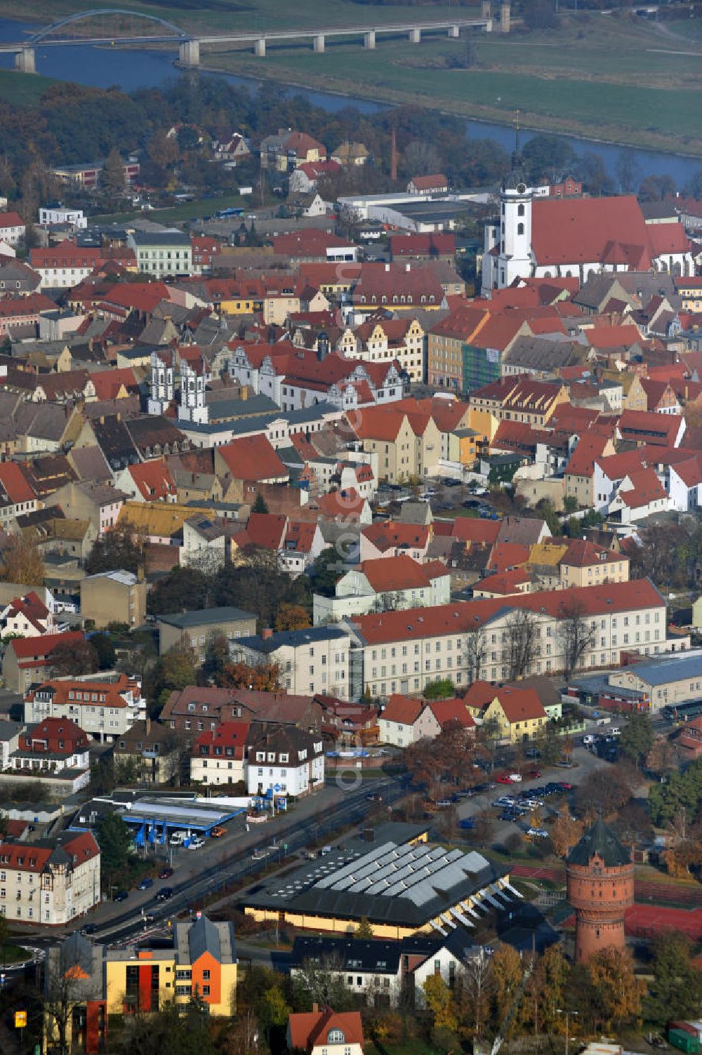 Torgau from above - Stadtansicht von Torgau an der Elbe mit der Marienkirche / Kirche St. Marien und der Elbe. Cityscape of Torgau an der Elbe with the Marien church / church st. Marien and the river Elbe.