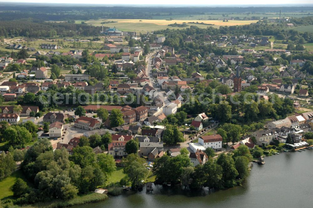 Aerial photograph Feldberg - Blick auf die Stadt Feldberg mit der Evangelischen Kirche - Mecklenburg-Vorpommern MV. View of the townscape Feldberg with the evangelical Church - Mecklenburg-Western Pomerania.