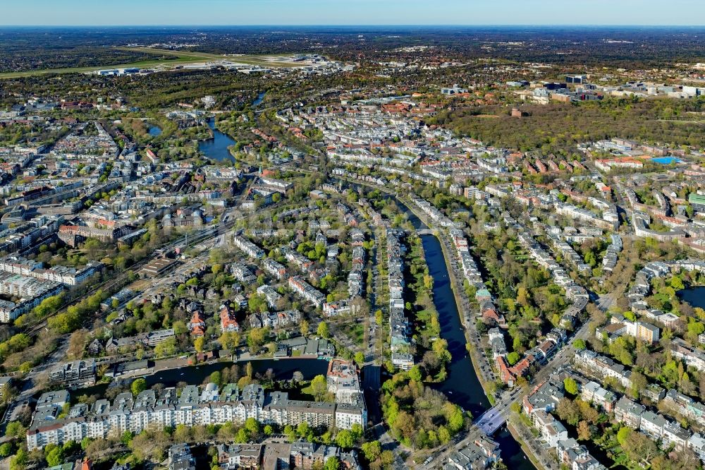 Aerial image Hamburg - City view on the river bank of Alster in the district Eppendorf in Hamburg, Germany