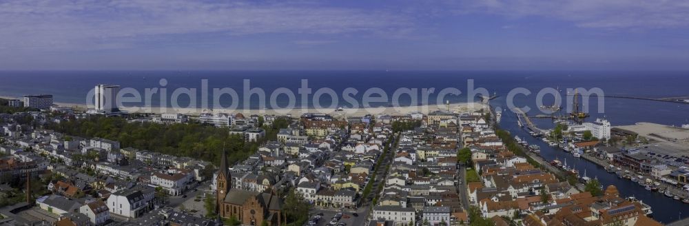 Rostock from the bird's eye view: City view on the river bank Alter Strom in the district Warnemuende in Rostock in the state Mecklenburg - Western Pomerania, Germany