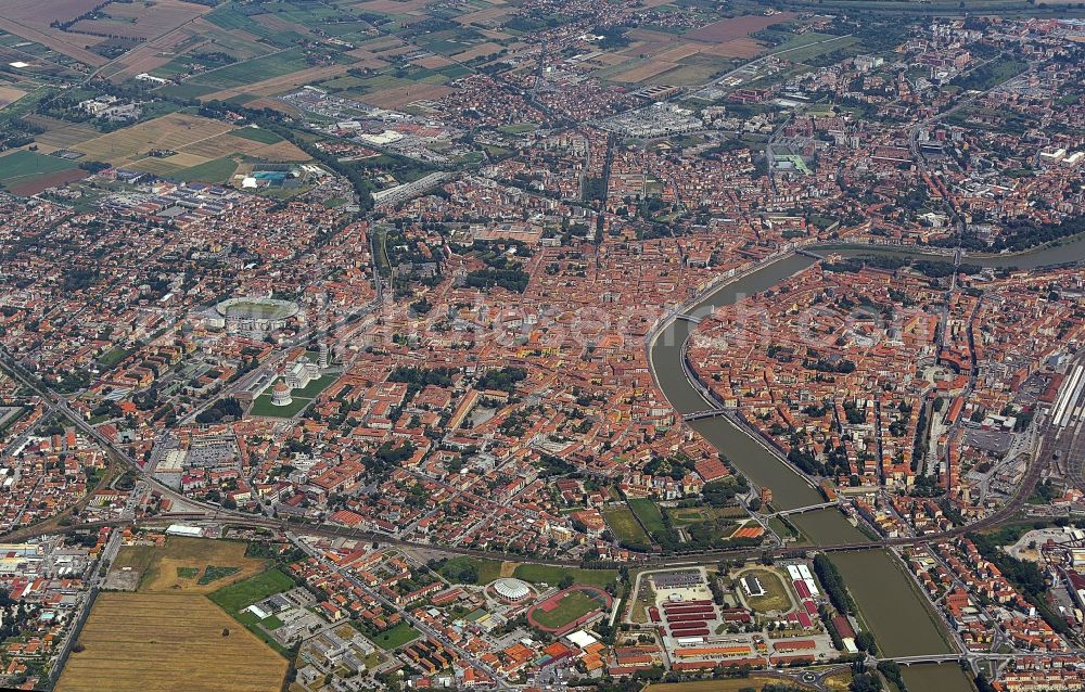 Aerial photograph Pisa - City view on the river bank of Arno in Pisa in Toskana, Italy