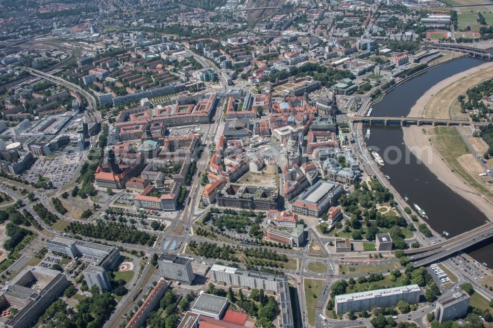 Aerial image Dresden - City view on the river bank of the River Elbe in the district Altstadt in Dresden in the state Saxony, Germany