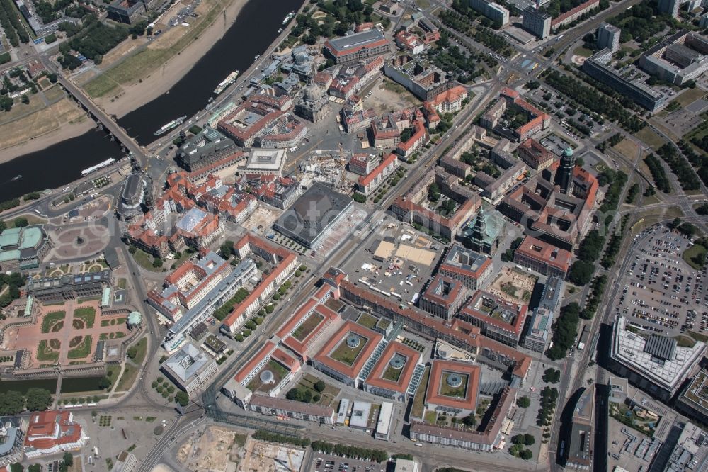 Aerial image Dresden - City view on the river bank of the River Elbe in the district Altstadt in Dresden in the state Saxony, Germany