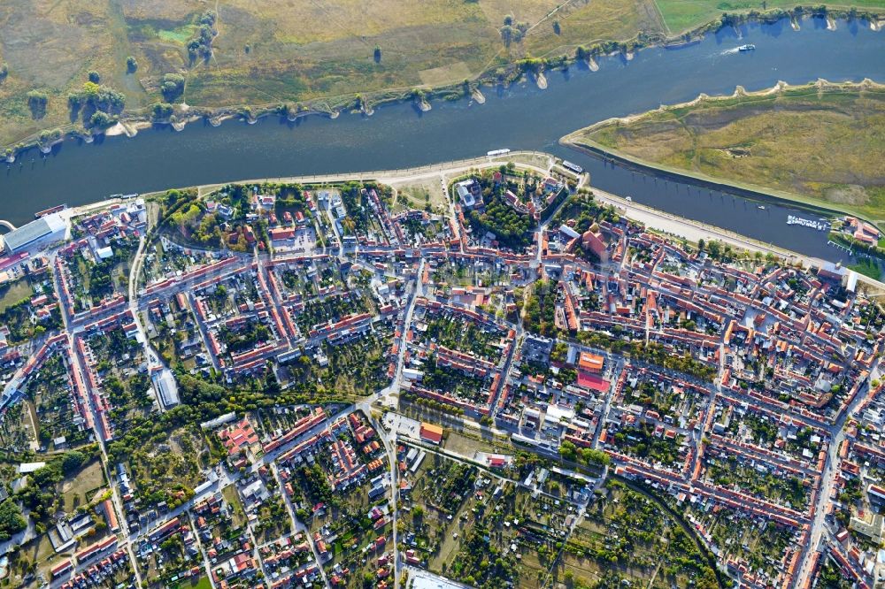 Aerial image Tangermünde - City view on the river bank of the River Elbe in Tangermuende in the state Saxony-Anhalt, Germany