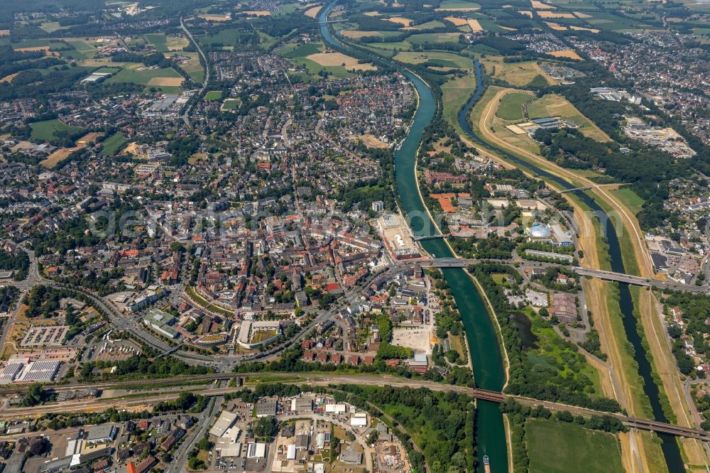 Aerial photograph Dorsten - City view on the river bank of Lippe in Dorsten in the state North Rhine-Westphalia, Germany