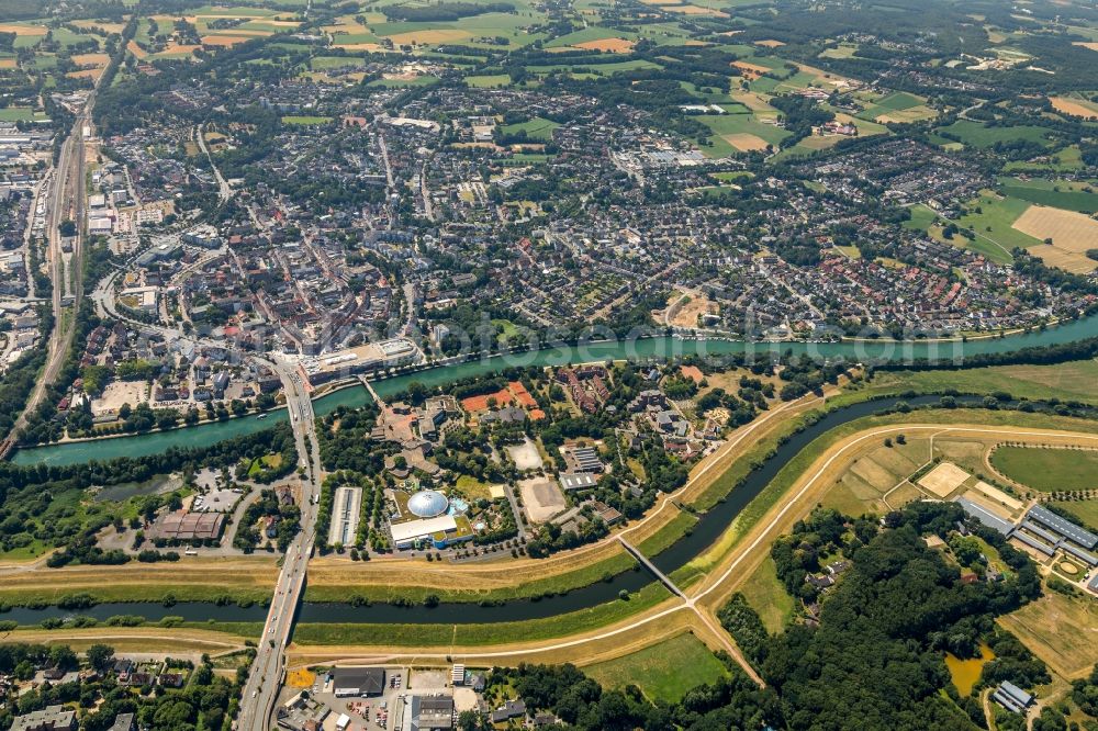 Aerial photograph Dorsten - City view on the river bank of Lippe in Dorsten in the state North Rhine-Westphalia, Germany