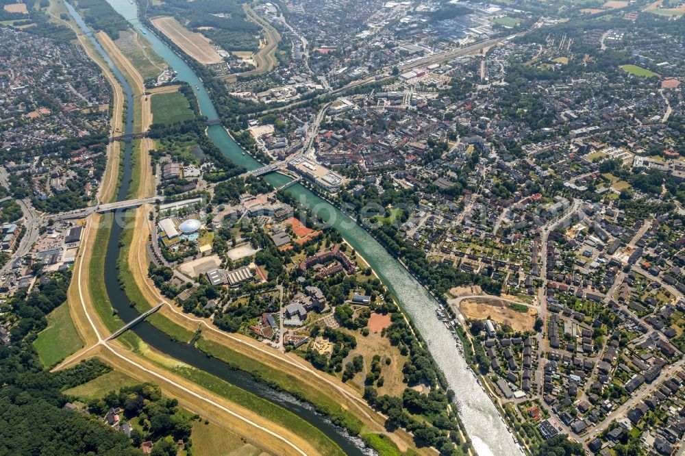 Aerial image Dorsten - City view on the river bank of Lippe in Dorsten in the state North Rhine-Westphalia, Germany