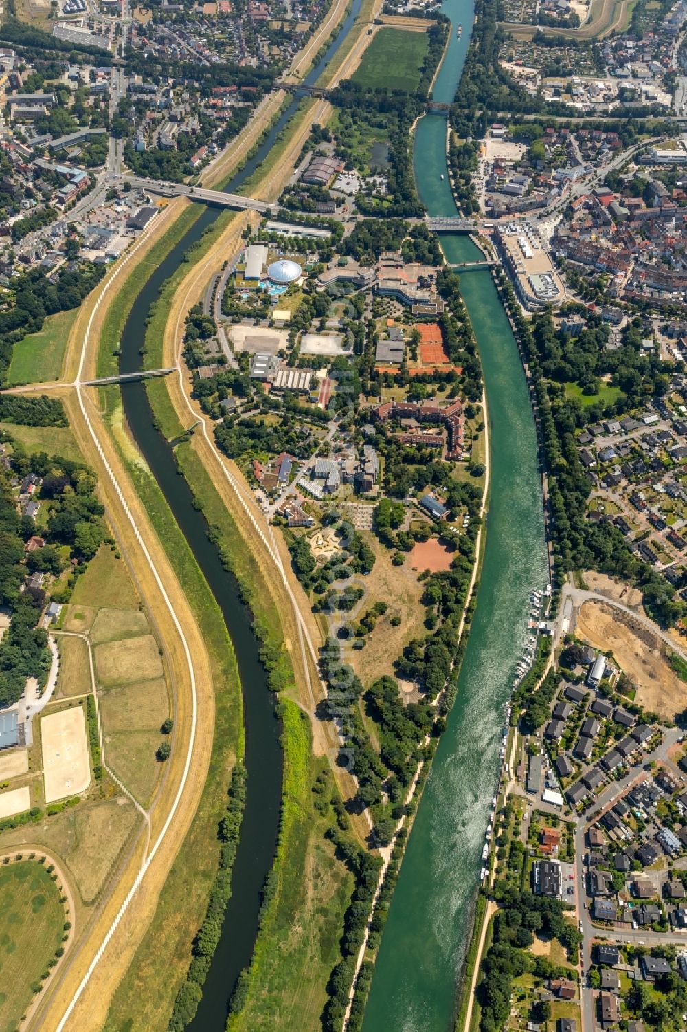 Aerial photograph Dorsten - City view on the river bank of Lippe in Dorsten in the state North Rhine-Westphalia, Germany