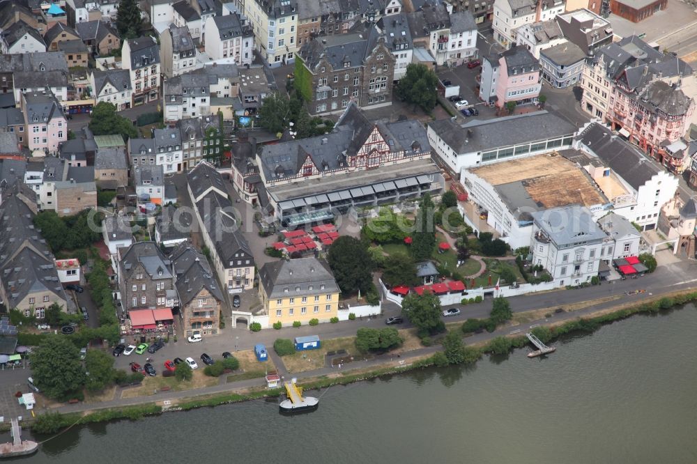 Traben-Trarbach from the bird's eye view: City view on the river bank of the river Mosel in Traben-Trarbach in the state Rhineland-Palatinate, Germany