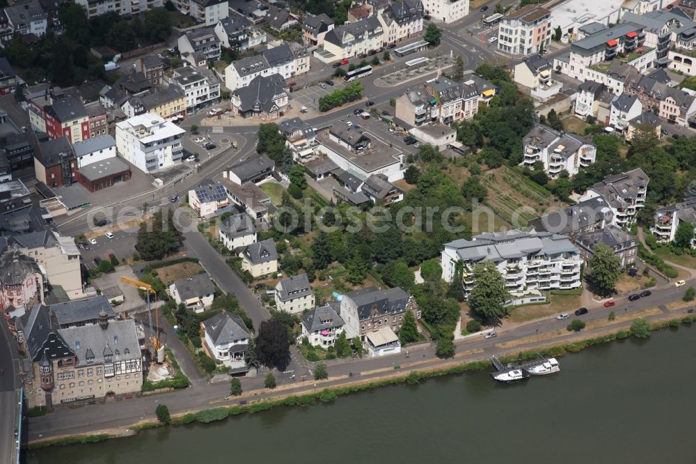 Aerial photograph Traben-Trarbach - City view on the river bank of the river Mosel in Traben-Trarbach in the state Rhineland-Palatinate, Germany