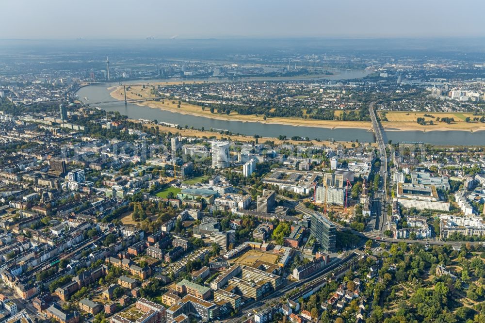 Aerial photograph Düsseldorf - City view on the river bank Rhine on crossing road Danzinger Strasse corner Uerdinger Strasse in the district Derendorf in Duesseldorf in the state North Rhine-Westphalia, Germany