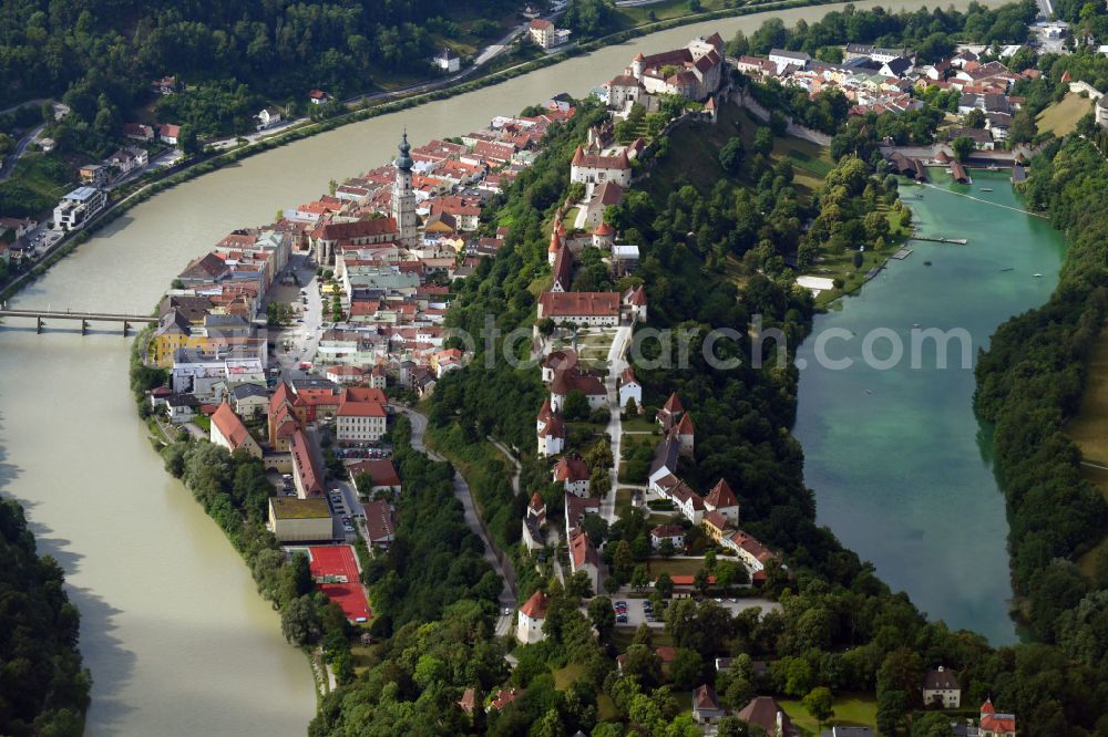 Aerial image Burghausen - City view on the river bank of Salzach in Burghausen in the state Bavaria, Germany