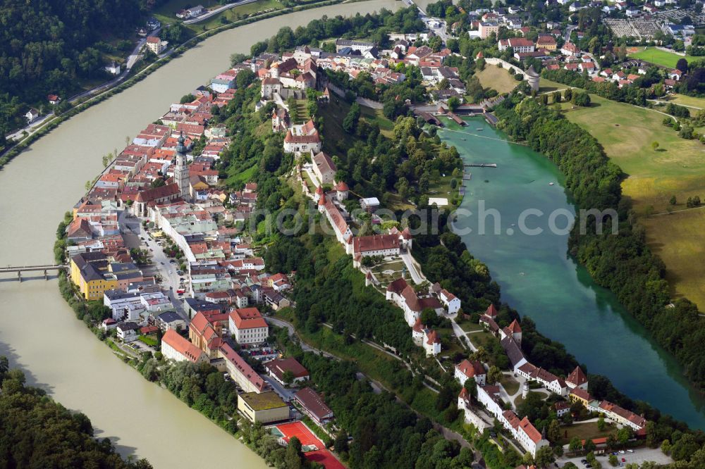 Aerial image Burghausen - City view on the river bank of Salzach in Burghausen in the state Bavaria, Germany