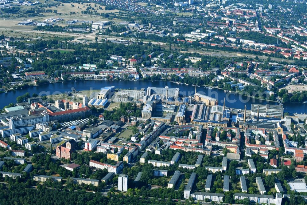 Aerial photograph Berlin - City view on the river bank of Spree River in the district Schoeneweide in Berlin, Germany