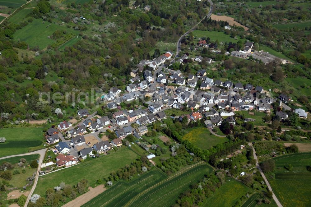 Koblenz OT Güls from above - Cityscape on the banks of the Rhine course of Koblenz-Güls in the state of Rhineland-Palatinate