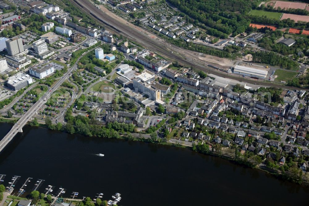 Aerial image Koblenz OT Moselweiß - Cityscape on the banks of the Rhine course of Koblenz-Moselweiß in the state of Rhineland-Palatinate