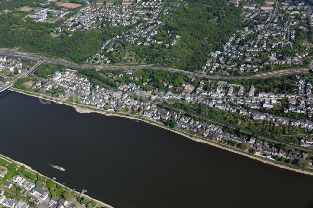 Koblenz OT Pfaffendorf from the bird's eye view: Cityscape on the banks of the Rhine course of Koblenz-Pfaffendorf in the state of Rhineland-Palatinate